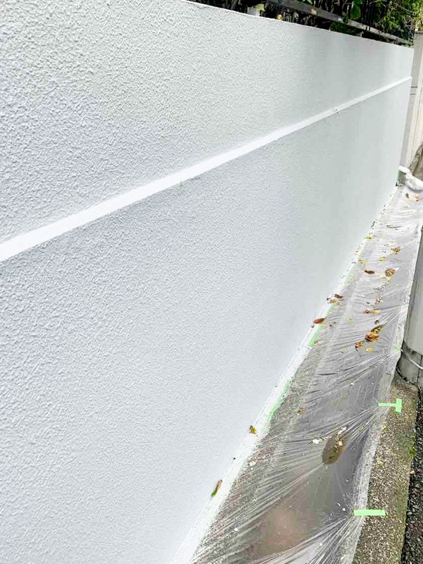 施工事例 箕面市小野原東N様邸 外壁・外塀の塗装と屋根のカバー工法 外塀完成