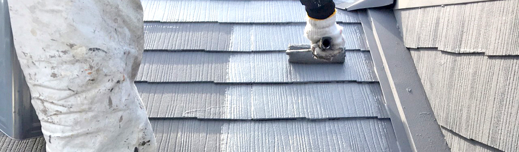屋根メンテナンス塗装 断熱セラミック塗料ガイナ 上塗り