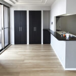 収納増設、室内窓、水回りのアップデートで明るく居心地の良い空間│住まいの快適化リノベーション