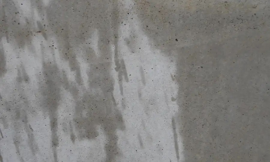 コンクリートの物理的な性質が引き起こす「過酷な」室内環境